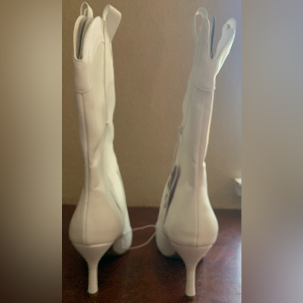 Wild Fable Diva Sleek White Heeled Boots New With Tags - Picture 3 of 7